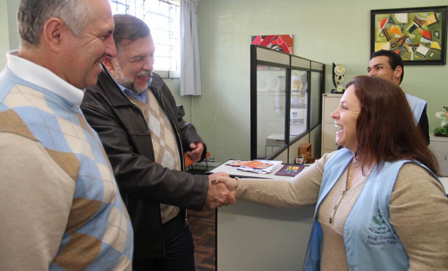 APAE São José dos Pinhais <br />
<br />
Veja mais fotos em: <a href=" http://www.flickr.com/photos/flavioarns/sets/72157634484331073/" target="_blank"> http://www.flickr.com/photos/flavioarns/</a>