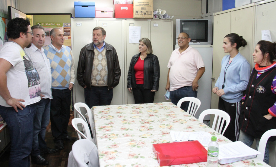 Escola Estadual Maria Vidal Novaes <br />
<br />
Veja mais fotos em: <a href=" http://www.flickr.com/photos/flavioarns/sets/72157634484573691/" target="_blank"> http://www.flickr.com/photos/flavioarns/</a>