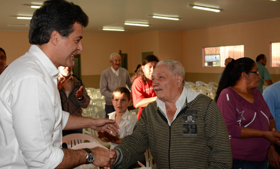 O prefeito de Imbaú, Cassemiro Pinto Martins, destacou a construção, pelo Governo do Estado, do novo prédio para a Escola Estadual Graça Di Mário. O investimento é de R$ 3 milhões. A escola atende 700 alunos. A nova estrutura terá 12 salas de aula, laboratórios de informática e de ciências, salas administrativas e de professores, quadra esportiva, banheiros, cozinha, refeitório e biblioteca.