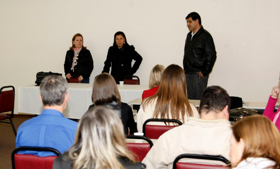 Encontro de apoio aos deficientes visuais, palestra de Ricardo José de Lima. 18-07-13.