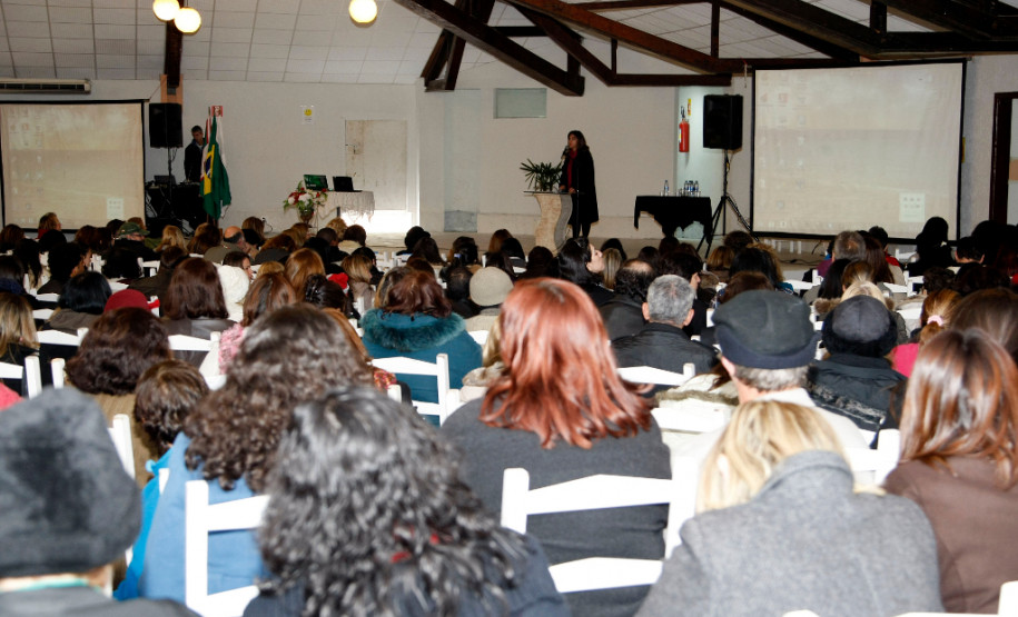 Semana Pedagógica no Clube 3 Marias. 25-07-13.