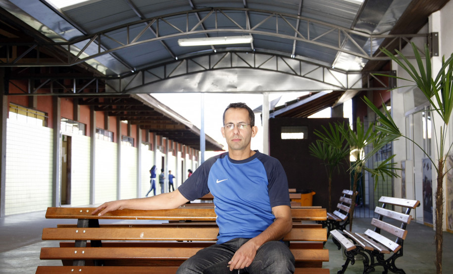 Estudantes reencontram escolas com obras novas no retorno às aulas O diretor Wagner Andrade Brandão acredita que as obras também refletem no aprendizado dos alunos. “Acho que o aluno estando num espaço bonito, agradável, limpo, vai se sentir melhor e isso também acarreta um aprendizado melhor”, afirmou.