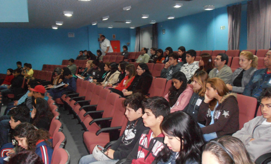 Proposta do evento prevê implantação de comitês de prevenção e combate ao uso de drogas em cada uma das escolas participantes.