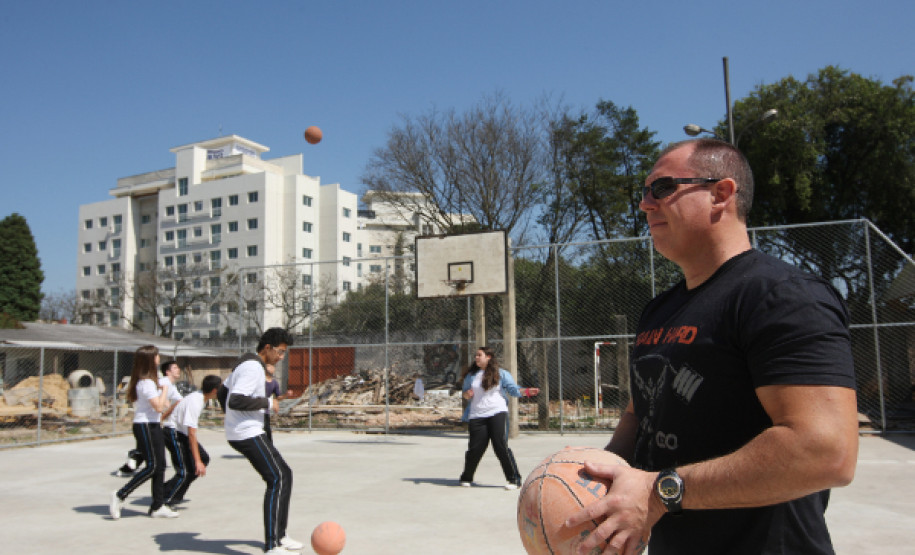 Mensagem de Flávio Arns aos professores