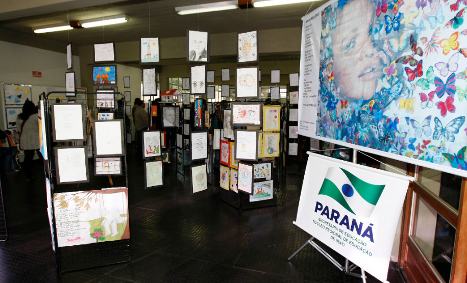 Abertura da Caravana da Poesia no auditório da Unicentro em Guarapuava. 20-08-13.