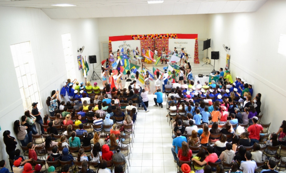 Festival de Arte e Literatura da Educação conta com a participação de escritores, ilustradores e artistas. Nesta edição, o tema é o folclore brasileiro.