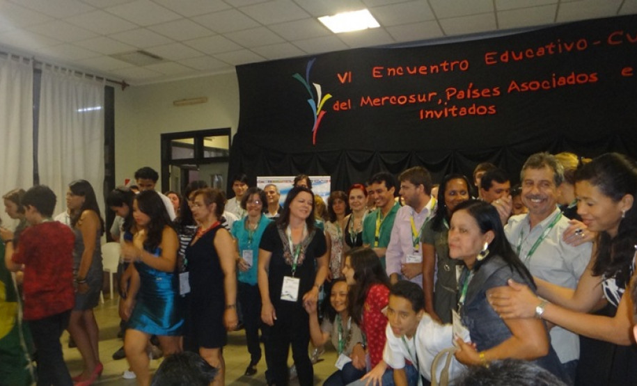 Alunos representam Paraná na Argentina