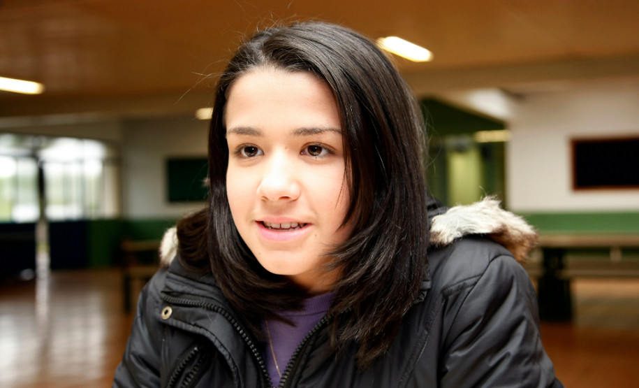 As paredes internas e externas a escola receberam uma nova pintura. “As melhorias na escola fazem com que os alunos se sintam bem, acolhidos. Um espaço melhor estimula o aprendizado, é um estímulo para o aluno vir à escola”, disse a aluna do segundo ano de Formação de Docentes, Débora de Faveri, 16 anos.