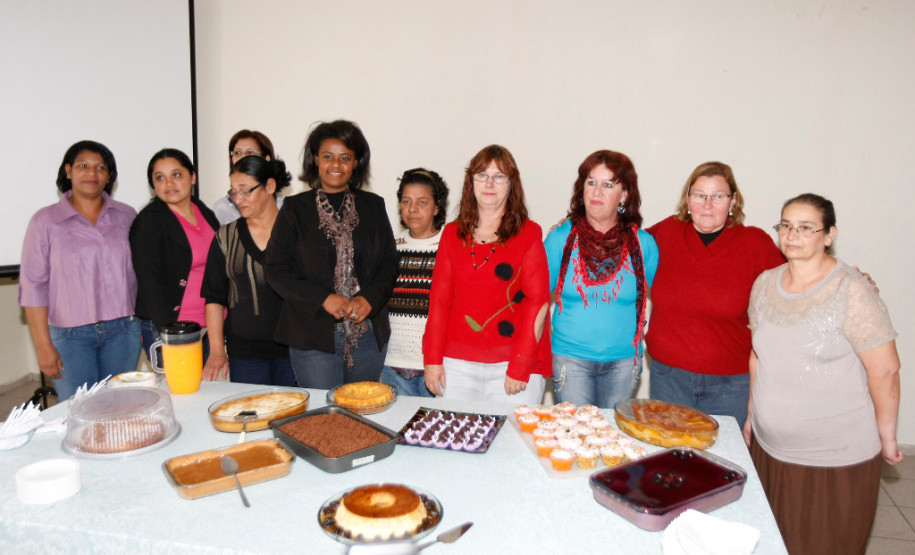 Premiaçao do segundo concurso Merendeira um prato várias idéias no núcleo regional de educação de Paranaguá. 06-09-13.