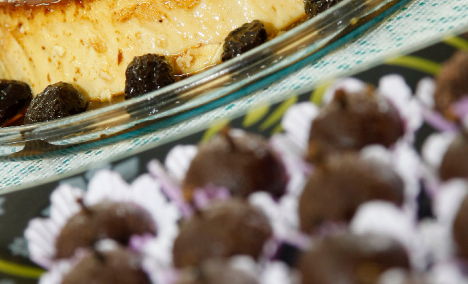 Premiaçao do segundo concurso Merendeira um prato várias idéias no núcleo regional de educação de Paranaguá. 06-09-13.