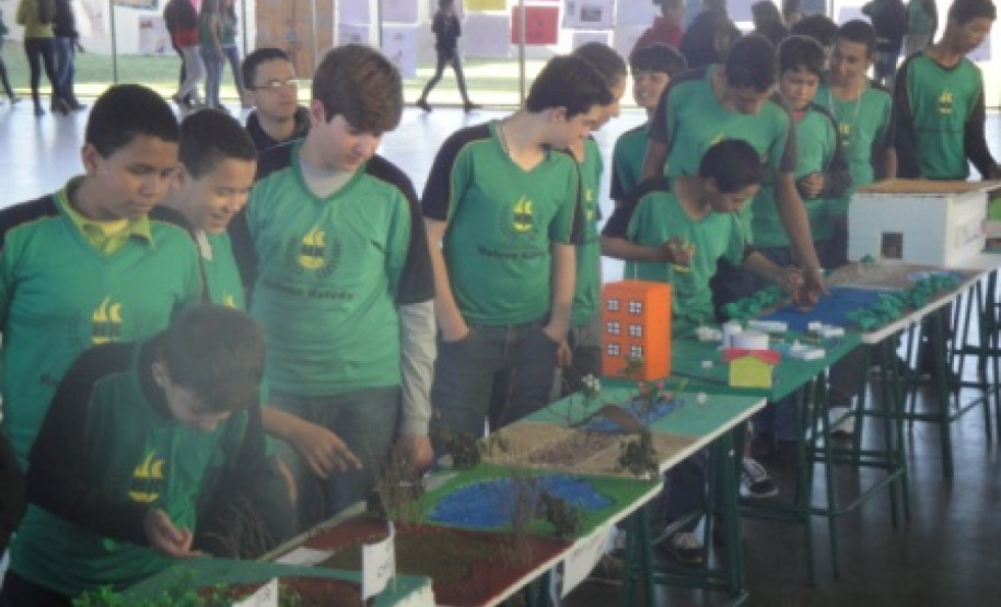 Várias atividades foram feitas, como um concurso de fotografia para os alunos mostrarem imagens que de abundância e de escassez da água. Os alunos da sala de recursos multifuncional fizeram uma apresentação com cartazes sobre o tema.