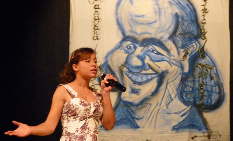 Esta semana foi a vez de Toledo receber a Caravana da Poesia que, neste ano, homenageia o centenário de nascimento de Vinícius de Moraes.