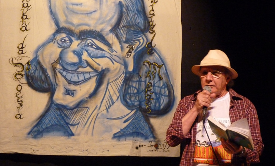 Esta semana foi a vez de Toledo receber a Caravana da Poesia que, neste ano, homenageia o centenário de nascimento de Vinícius de Moraes.