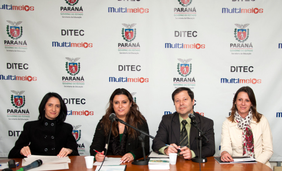 As chefias e equipes dos Núcleos Regionais de Educação conheceram nessa quarta-feira (18) o Programa de Combate ao Abandono Escolar.