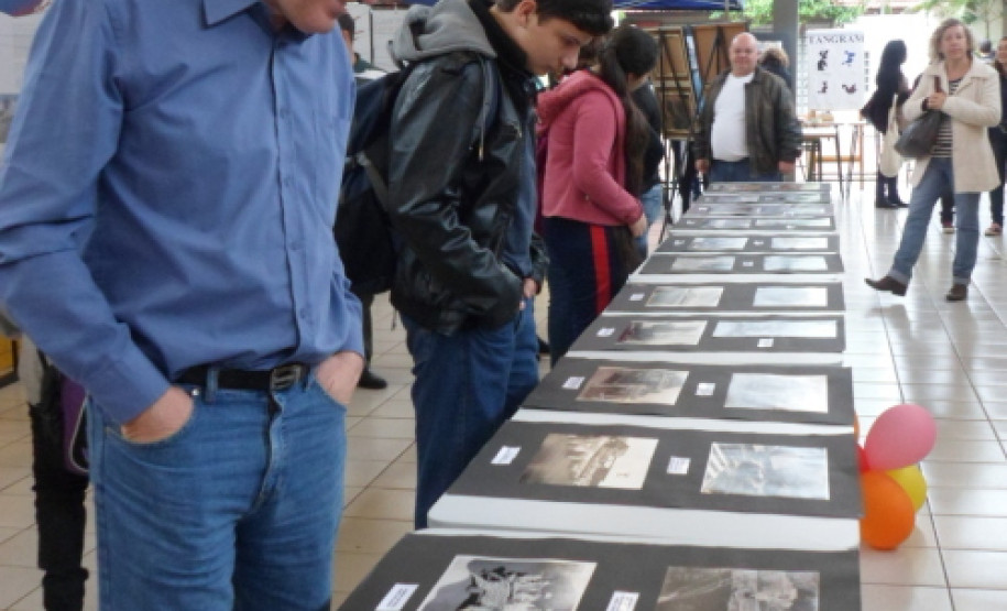 Houve dança, grafitagem, campeonato de skate, mostra de trabalhos, divulgação dos cursos técnicos, concurso de fotografias, entre outras atrações.