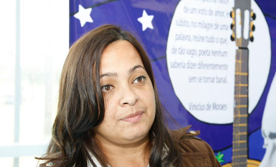 Caravana da poesia em Londrina, na foto Fernanda Soares Nogueira. 08-10-13.