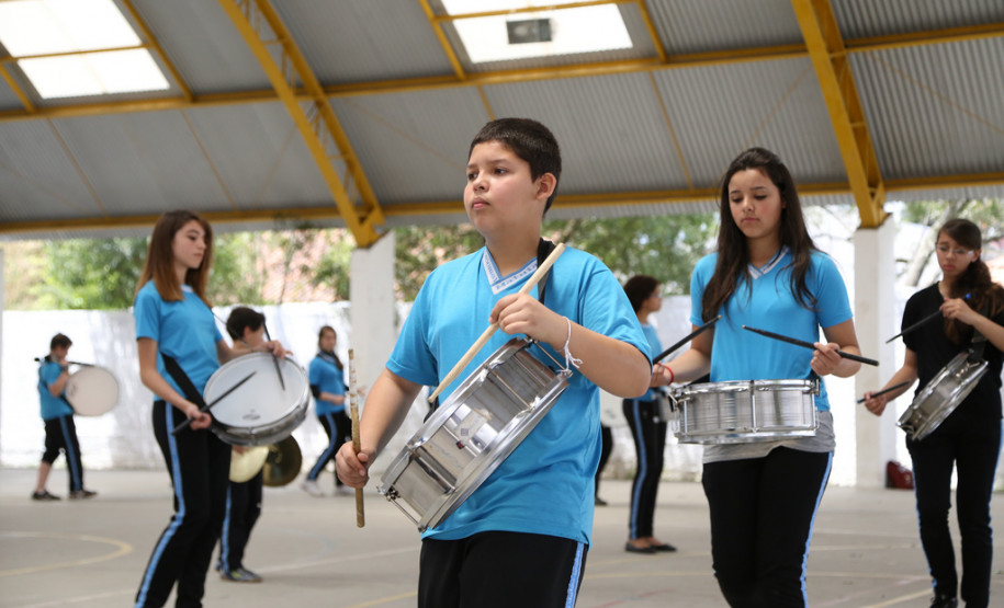 Colégio Estadual Mathias Jacomel<br />
<br />
Veja mais fotos em: <a href="http://www.flickr.com/photos/flavioarns/sets/72157636448788675/ " target="_blank"> http://www.flickr.com/photos/flavioarns </a>