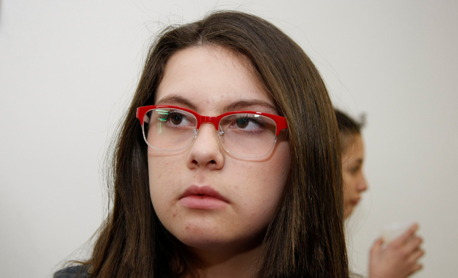 Etapa Estadual da quarta Conferência Nacional Infanto Juvenil pelo meio ambiente no hotel Caravelle, Emily Basso. 16-10-13.