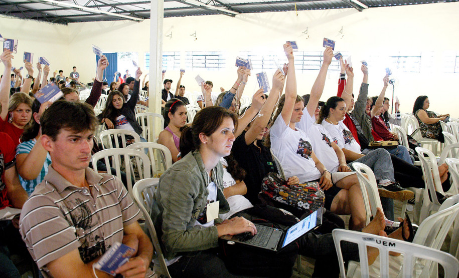 Paraná terá 75 representantes na conferência nacional da juventude