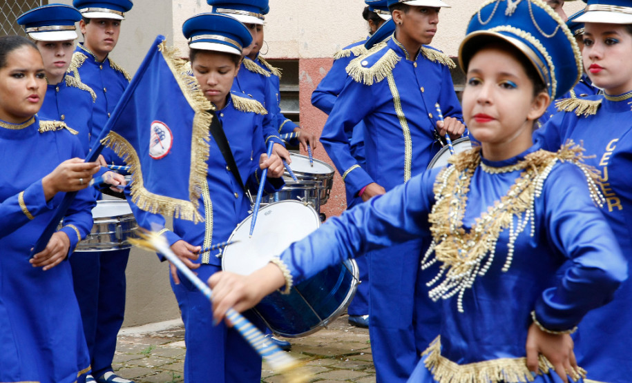 Caravana da Poesia em Ponta Grossa, no Centro Estadual de Educação Profissional. 18-10-13.