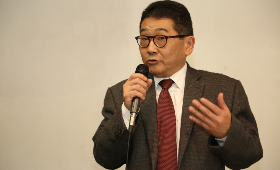 Curso de Fiscalização de Obras Públicas de Edificações tem duração de dois dias e conta com a participação de 160 profissionais.<br />
<br />
Veja mais fotos em: <a href=" http://www.flickr.com/photos/flavioarns/sets/72157636872255154/" target="_blank"> http://www.flickr.com/photos/flavioarns/</a>