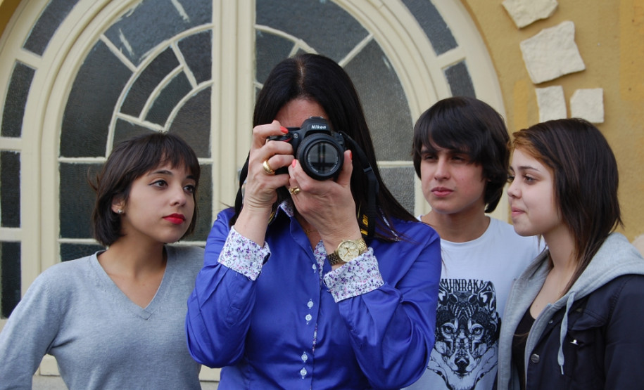 Publicação é resultado dos trabalhos desenvolvidos no Programa Ensino Médio Inovador implantado na escola em 2012.