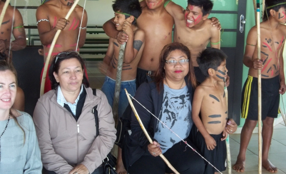 Alunos visitam comunidade indígena de Ortigueira