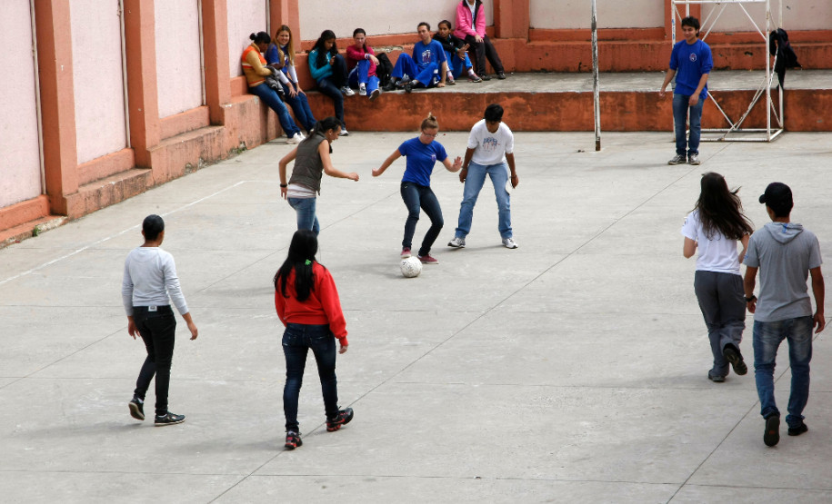 Cidade de Ponta Grossa, Colégio Estadual José Elias da Rocha. 31-10-13.
