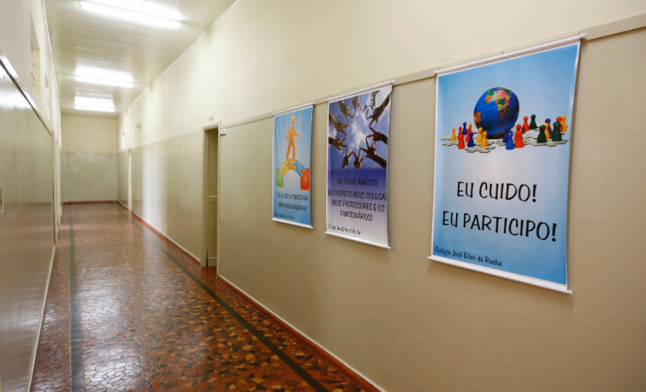 Cidade de Ponta Grossa, Colégio Estadual José Elias da Rocha. 31-10-13.