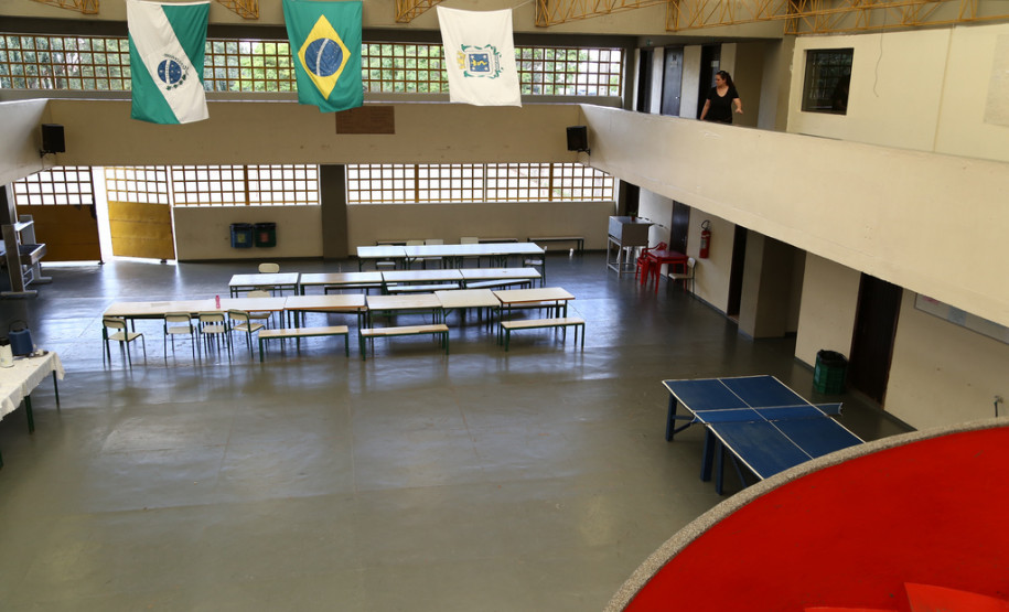 Centro Estadual de Educação Profissional Pedro Boaretto Neto <br />
<br />
Veja mais fotos em: <a href=" http://www.flickr.com/photos/flavioarns/sets/72157637470386133/" target="_blank"> http://www.flickr.com/photos/flavioarns/ </a>