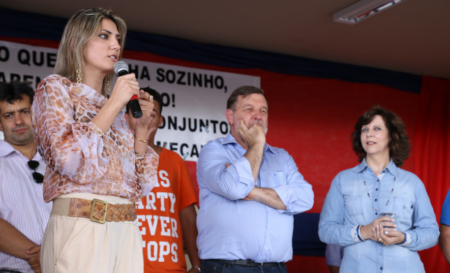 Colégio Estadual Almirante Tamandaré <br />
<br />
Veja mais fotos em: <a href=" http://www.flickr.com/photos/flavioarns/sets/72157637469720303/" target="_blank"> http://www.flickr.com/photos/flavioarns/ </a>