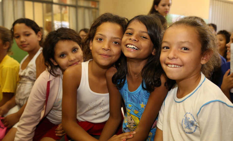 Colégio Estadual Vila Rica do Espírito Santo <br />
<br />
Veja mais fotos em: <a href=" http://www.flickr.com/photos/flavioarns/sets/72157637464545884/" target="_blank"> http://www.flickr.com/photos/flavioarns/ </a>