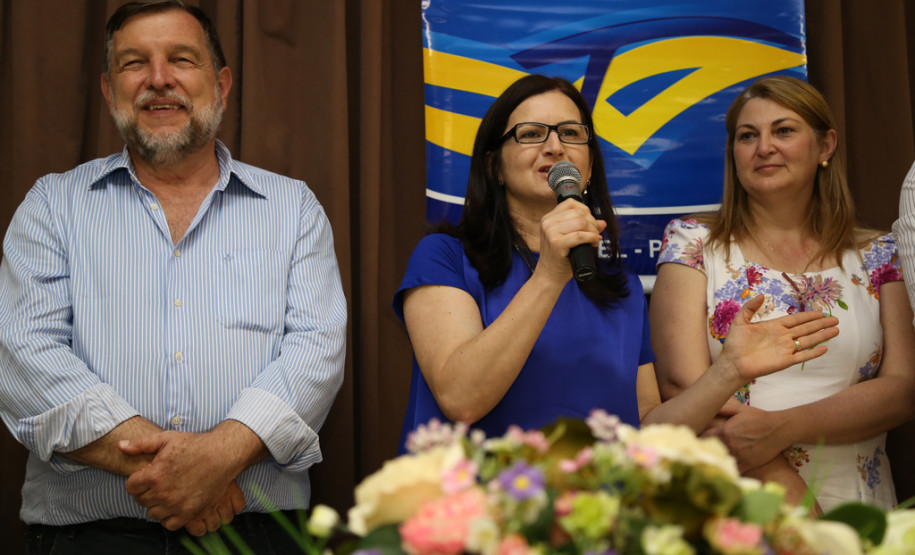 Colégio Estadual Wilson Jofre <br />
<br />
Veja mais fotos em: <a href=" http://www.flickr.com/photos/flavioarns/sets/72157637470796193/" target="_blank"> http://www.flickr.com/photos/flavioarns/ </a>