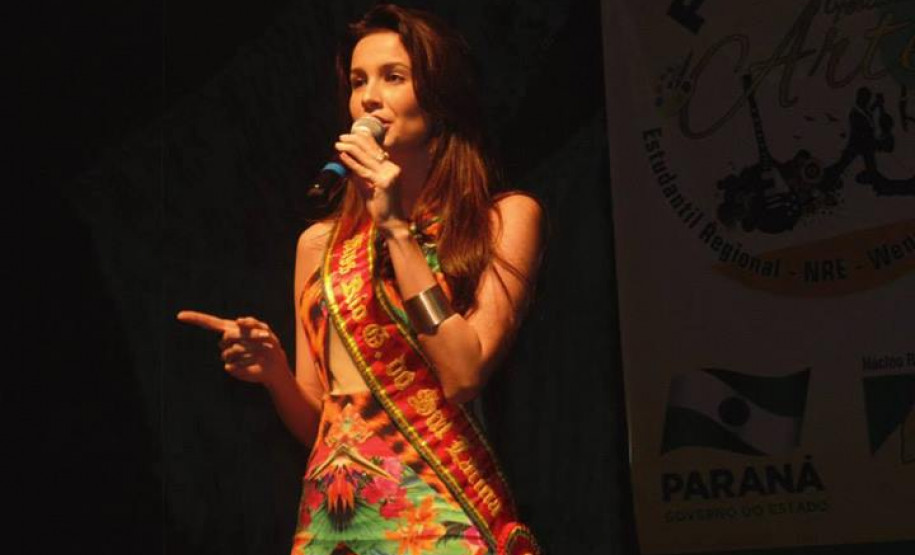 Dois mil estudantes de 40 escolas participam do 3º Festival de Arte Estudantil Regional, com apresentações teatrais, de dança, de música e exposições.