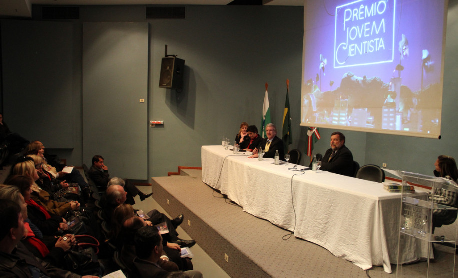 Lançamento do Prêmio Jovem Cientista 2011