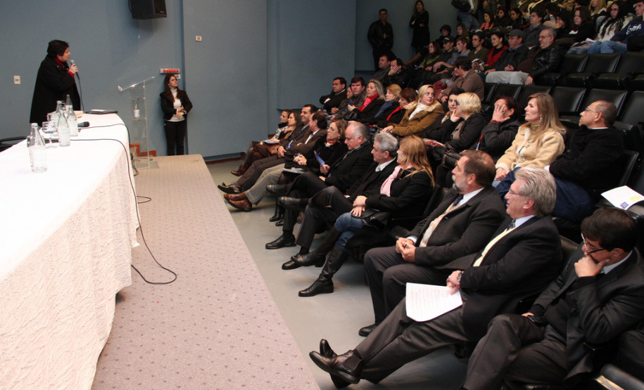 Lançamento do Prêmio Jovem Cientista 2011