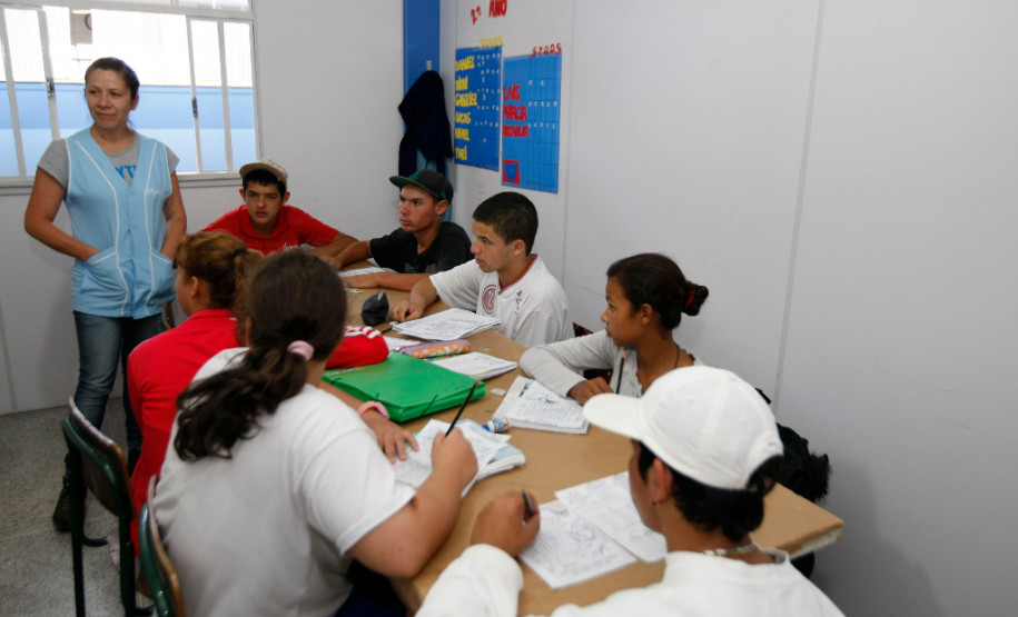 Apae de Palmeira. 31-10-13.