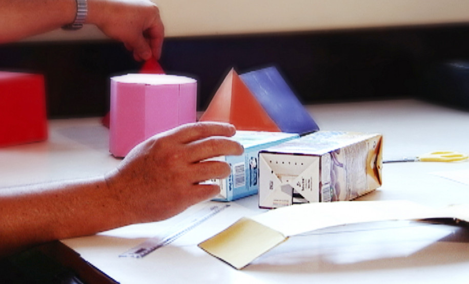 Estreia no dia 19 de novembro, na TV Paulo Freire, mais um episódio do programa Registro de Classe. O tema são prismas e volume.