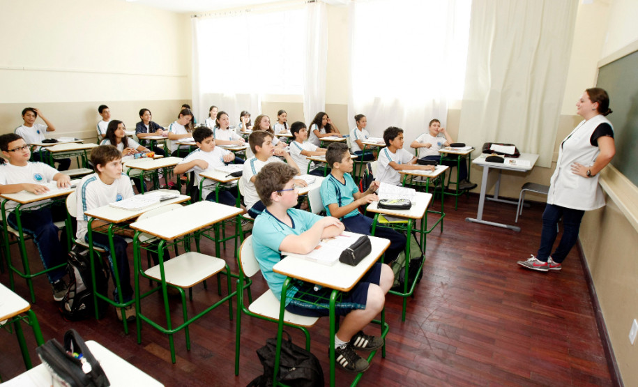 Colégio Estadual Antônio Marcos Cabani. Foto meramente ilustrativa