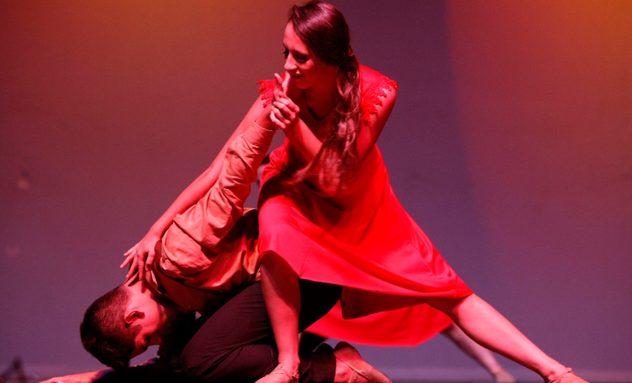 Encerramento da Caravana da Poesia no Teatro Guaíra, com show do Toquinho. 18-11-13.