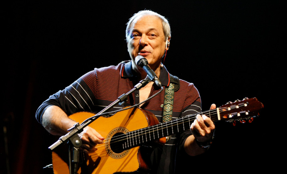 Encerramento da Caravana da Poesia no Teatro Guaíra, com show do Toquinho. 18-11-13.