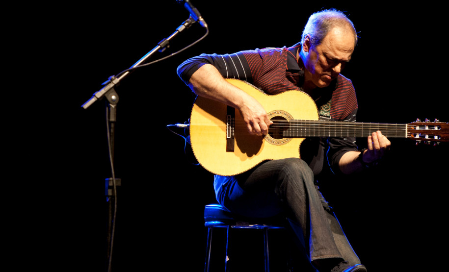 Encerramento da Caravana da Poesia no Teatro Guaíra, com show do Toquinho. 18-11-13.