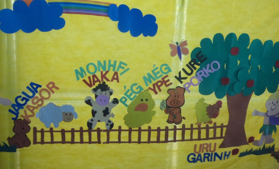 Seminário do Pacto Nacional pela Alfabetização na Idade Certa (PNAIC) está sendo realizado na Universidade Estadual de Maringá.