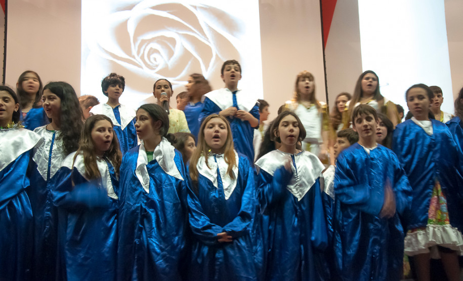 Escola Estadual Nossa Senhora de Salete, em Curitiba, promove a 2ª Mostra em Homenagem à Cultura Afro-brasileira nesta quarta-feira (20).