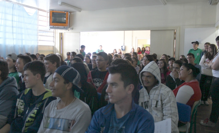 Criatividade dos alunos do Ensino Médio do Colégio Estadual do Campo Eunice da Rocha, em São José dos Pinhais, foi transformada em cinema.