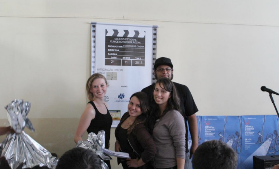 Criatividade dos alunos do Ensino Médio do Colégio Estadual do Campo Eunice da Rocha, em São José dos Pinhais, foi transformada em cinema.
