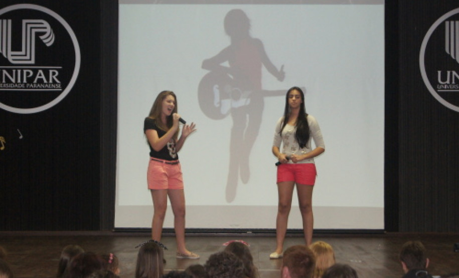 O 2º Festival Artístico da Canção Estudantil (Face) definiu os 16 alunos finalistas que vão compor o CD do evento deste ano.