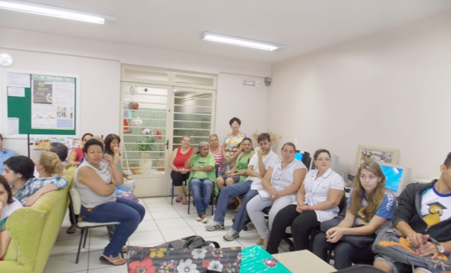 Reunião com as instâncias colegiadas, professores, funcionários e alunos para o Plano de Aplicação.