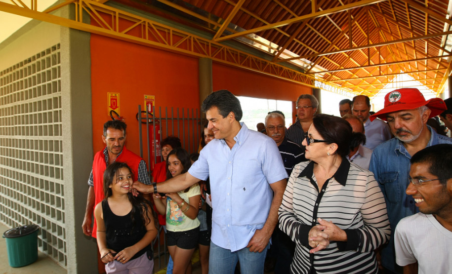 Governador Beto Richa inaugura a Escola Estadual do Campo José Marti, no Assentamento 8 de Abril. Jardim Alegrei/Pr, 30.11.2013.