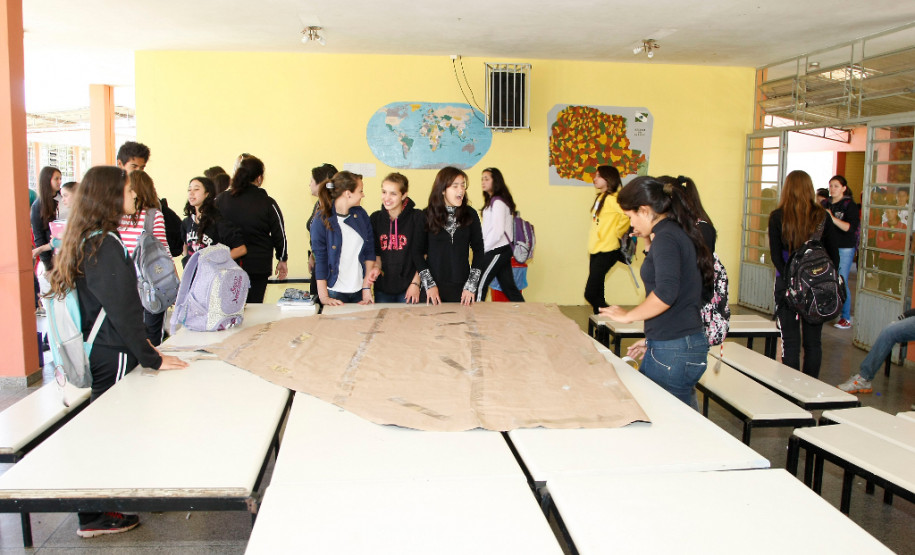 União da Vitoria, matéria sobre evasão escolar. 13-11-13. Foto: Hedeson Alves